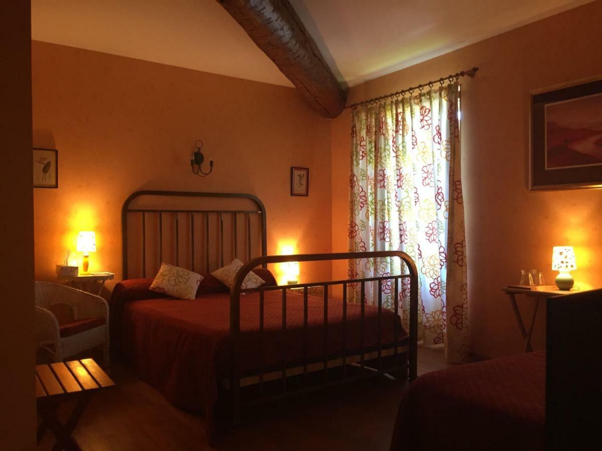 Bed and Breakfast Domaine De Brousson La Tour-sur-Orb Exterior foto