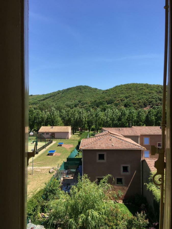 Bed and Breakfast Domaine De Brousson La Tour-sur-Orb Exterior foto